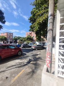 Casa de 5 alcobas en venta en Ciudadela Comfandi, Cali, 240 m² · foto 4 de 13