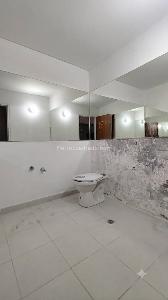 Casa en arriendo en El Limonar, Cali · foto 8 de 13
