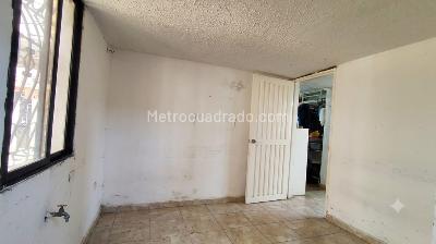Apartamento de 2 alcobas en venta en Los Alcazares, Cali, 53 m² · foto 4 de 8