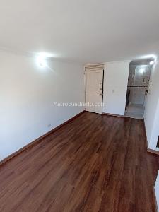 Apartamento en venta en San Antonio Nor Occidental, Bogotá · foto 3 de 16