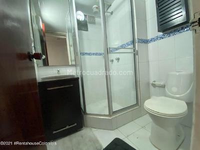 Apartaestudio en arriendo en Marly, Bogotá · foto 17 de 18