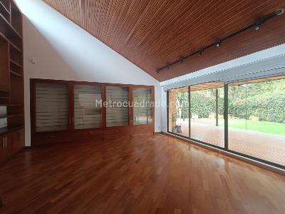 Casa de 3 alcobas en venta en San Simon Guaymaral, Bogotá, 1520 m² · foto 3 de 20