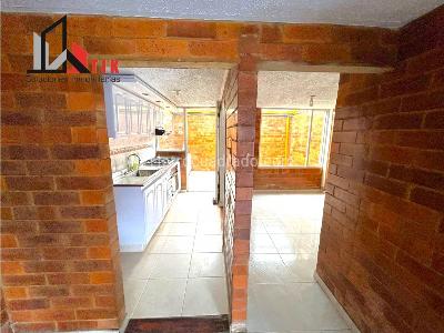 Casa de 3 alcobas en venta en Provivienda, Funza, 65 m² · foto 9 de 20