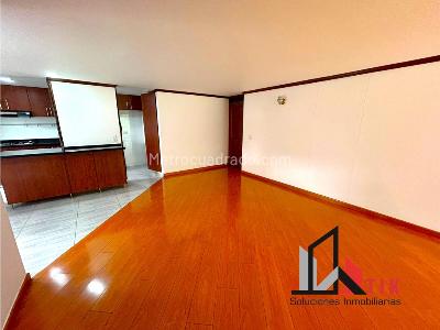 Apartamento de 3 alcobas en venta en Lagos De Cordoba, Bogotá, 112 m² · foto 2 de 20