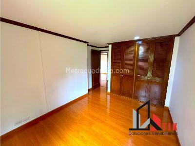 Apartamento de 3 alcobas en venta en Lagos De Cordoba, Bogotá, 112 m² · foto 4 de 20