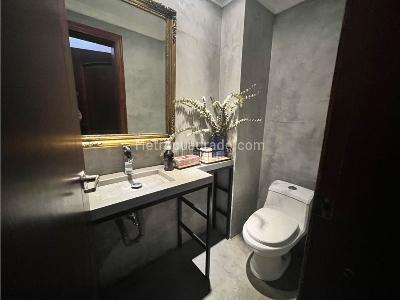Casa de 3 alcobas en venta en San Lucas, Medellín, 198 m² · foto 10 de 20