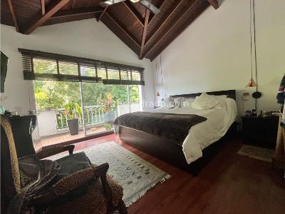 Casa de 3 alcobas en venta en San Lucas, Medellín, 198 m² · foto 15 de 20
