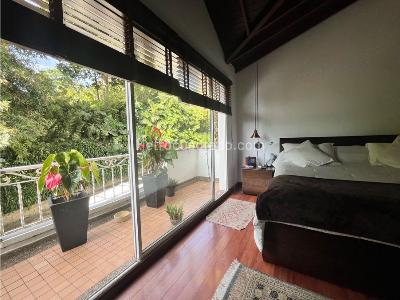 Casa de 3 alcobas en venta en San Lucas, Medellín, 198 m² · foto 18 de 20