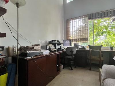 Casa de 3 alcobas en venta en San Lucas, Medellín, 198 m² · foto 19 de 20
