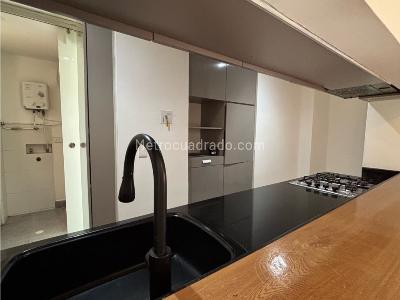 Apartamento de 3 alcobas en venta en El Poblado, Medellín, 101 m² · foto 4 de 14