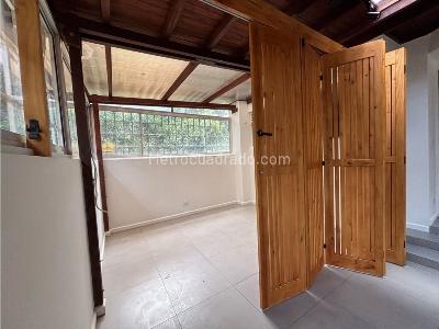 Apartamento de 3 alcobas en venta en El Poblado, Medellín, 101 m² · foto 7 de 14