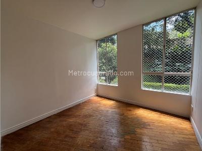 Apartamento de 3 alcobas en venta en El Poblado, Medellín, 101 m² · foto 10 de 14