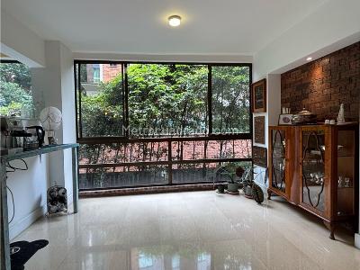 Apartamento de 3 alcobas en venta en El Poblado, Medellín, 250 m² · foto 7 de 20