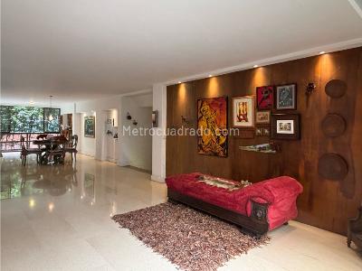Apartamento de 3 alcobas en venta en El Poblado, Medellín, 250 m² · foto 12 de 20