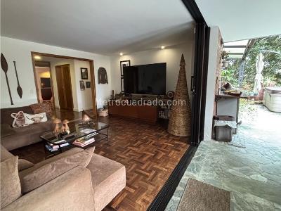 Apartamento de 3 alcobas en venta en El Poblado, Medellín, 250 m² · foto 17 de 20