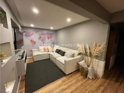 Casa de 2 alcobas en venta en Pantanillo Sta Elena, Medellín, 266 m² · foto 14 de 20