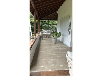Casa de 2 alcobas en venta en Pantanillo Sta Elena, Medellín, 266 m² · foto 16 de 20