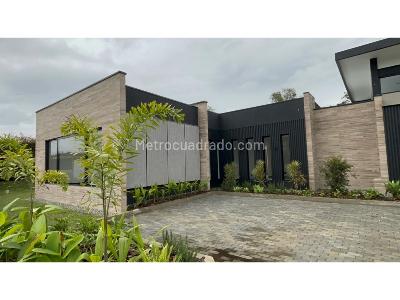 Casa de 4 alcobas en venta en Llanogrande, Rionegro, 510 m² · foto 3 de 20