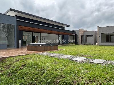Casa de 4 alcobas en venta en Llanogrande, Rionegro, 510 m² · foto 5 de 20