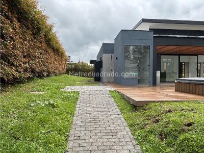 Casa de 4 alcobas en venta en Llanogrande, Rionegro, 510 m² · foto 7 de 20