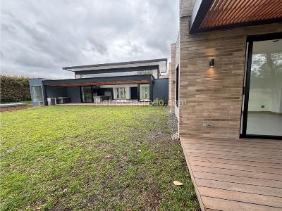Casa de 4 alcobas en venta en Llanogrande, Rionegro, 510 m² · foto 10 de 20