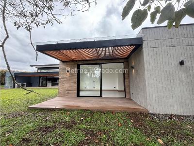 Casa de 4 alcobas en venta en Llanogrande, Rionegro, 510 m² · foto 11 de 20
