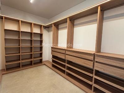 Casa de 4 alcobas en venta en Llanogrande, Rionegro, 510 m² · foto 13 de 20