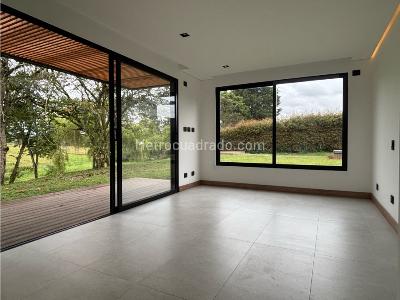 Casa de 4 alcobas en venta en Llanogrande, Rionegro, 510 m² · foto 16 de 20