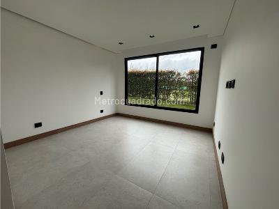 Casa de 4 alcobas en venta en Llanogrande, Rionegro, 510 m² · foto 17 de 20