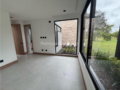 Casa de 4 alcobas en venta en Llanogrande, Rionegro, 510 m² · foto 18 de 20