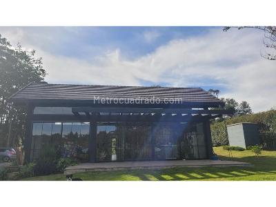 Casa de 3 alcobas en venta en Alto De Palmas, Envigado, 221 m² · foto 3 de 20