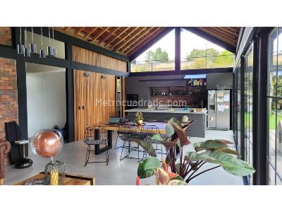 Casa de 3 alcobas en venta en Alto De Palmas, Envigado, 221 m² · foto 15 de 20