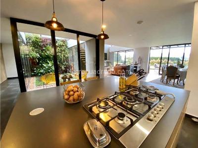 Casa de 4 alcobas en venta en Alto De Palmas, Envigado, 520 m² · foto 10 de 16
