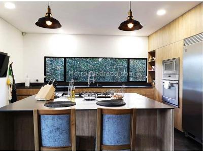 Casa de 4 alcobas en venta en Alto De Palmas, Envigado, 520 m² · foto 11 de 16
