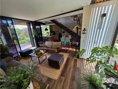 Casa de 2 alcobas en venta en Alto Del Escobero, Envigado, 180 m² · foto 11 de 20