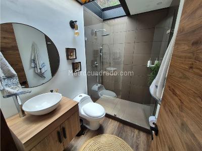 Casa de 2 alcobas en venta en Alto Del Escobero, Envigado, 180 m² · foto 17 de 20