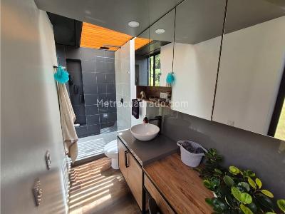 Casa de 2 alcobas en venta en Alto Del Escobero, Envigado, 180 m² · foto 18 de 20