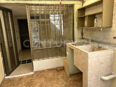 Apartamento de 4 alcobas en venta en Las Cuadras, Pasto, 75 m² · foto 6 de 9