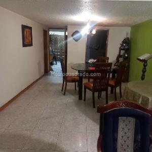 Casa de 3 alcobas en venta en Santa Isabel Veraguas, Bogotá, 140 m² · foto 3 de 14