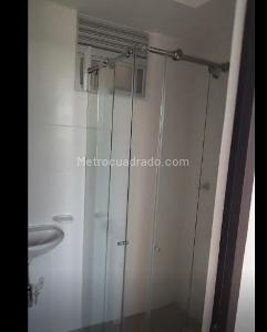 Apartamento de 2 alcobas en venta en Girardot, Girardot, 51 m² · foto 2 de 9