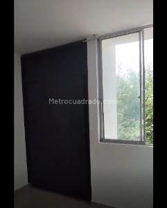 Apartamento de 2 alcobas en venta en Girardot, Girardot, 51 m² · foto 3 de 9