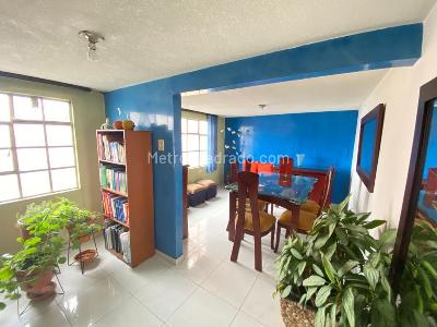 Casa de 5 alcobas en venta en San Antonio, Bogotá, 359 m² · foto 12 de 12