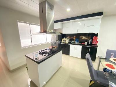 Casa de 5 alcobas en venta en San Antonio, Bogotá, 359 m² · foto 7 de 12