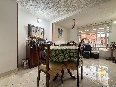 Casa de 3 alcobas en venta en Villa Maria, Zipaquirá, 85 m² · foto 2 de 17