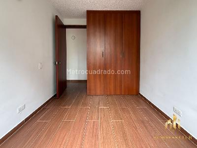 Apartamento de 3 alcobas en venta en Conjunto Residencial Oikos Versalles, Zipaquirá, 60 m² · foto 9 de 15