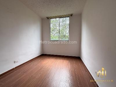 Apartamento de 3 alcobas en venta en Conjunto Residencial Oikos Versalles, Zipaquirá, 60 m² · foto 10 de 15