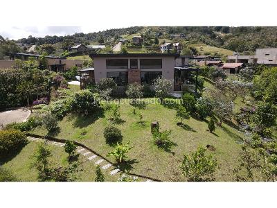 Casa de 3 alcobas en venta en Via La Ceja, Rionegro · foto 2 de 20