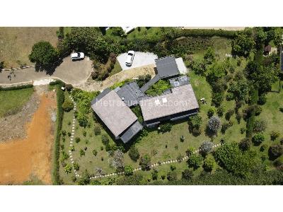 Casa de 3 alcobas en venta en Via La Ceja, Rionegro · foto 3 de 20