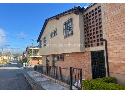 Casa – San Antonio de Pereira, Rionegro