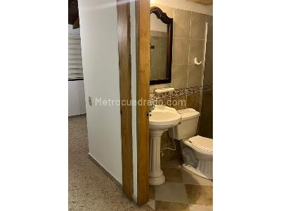 Casa de 5 alcobas en venta en San Antonio De Pereira, Rionegro, 300 m² · foto 2 de 20
